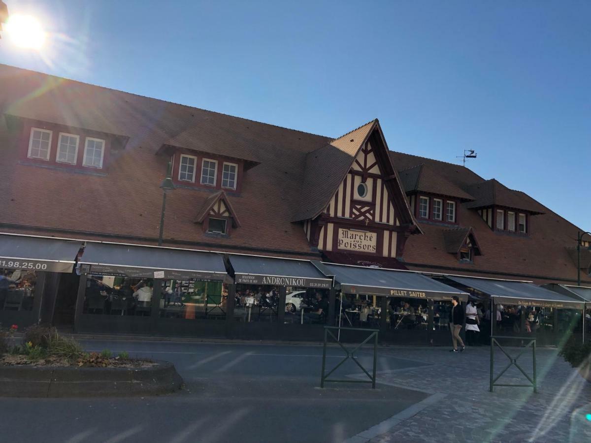 L'Etoile De Trouville Zewnętrze zdjęcie
