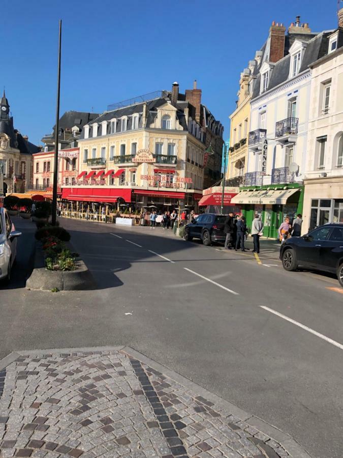 L'Etoile De Trouville Zewnętrze zdjęcie